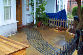Black Cobble stone Paving