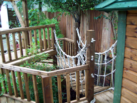 Staines Play Houses